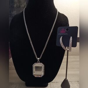 Paparazzi Silver Chain Necklace with White Pendant